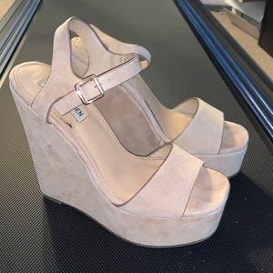Steve Madden Cream Suede Wedges